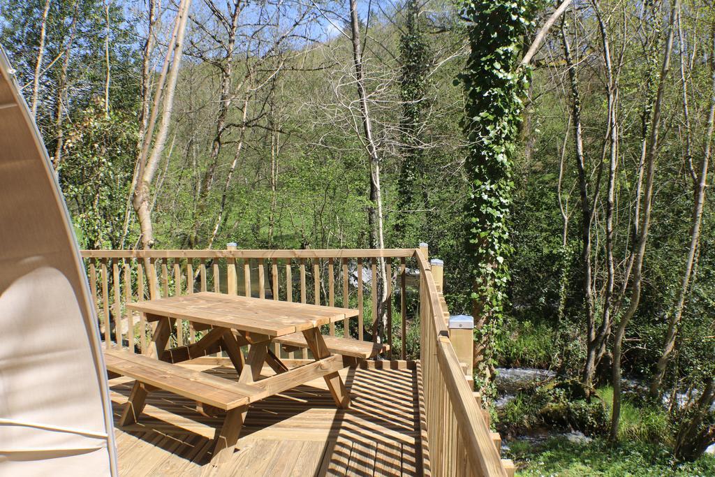Camping Moulin De Chaules Saint-Constant Exteriér fotografie